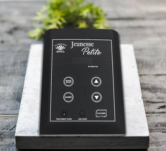Jeunesse Petite - Microcurrent - 30% OFF