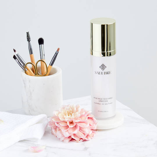 Salubre Pearl Brilliance Rose Revitalising Spritzer